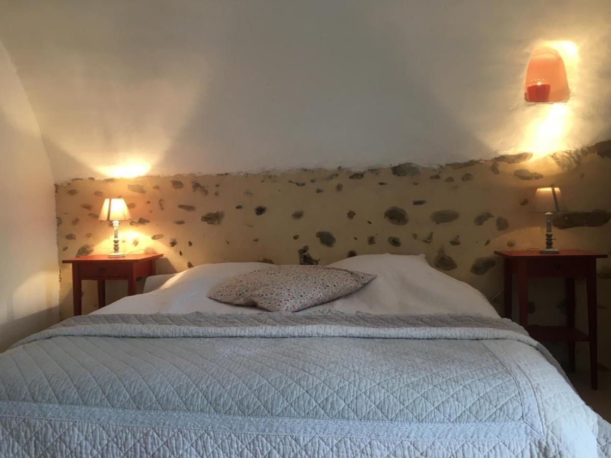 Bed and Breakfast La Ferme De Valauris Систерон Экстерьер фото