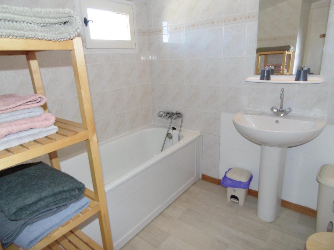 Bed and Breakfast La Ferme De Valauris Систерон Экстерьер фото